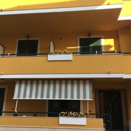 Bed and Breakfast Mediterraneo Поццалло Экстерьер фото